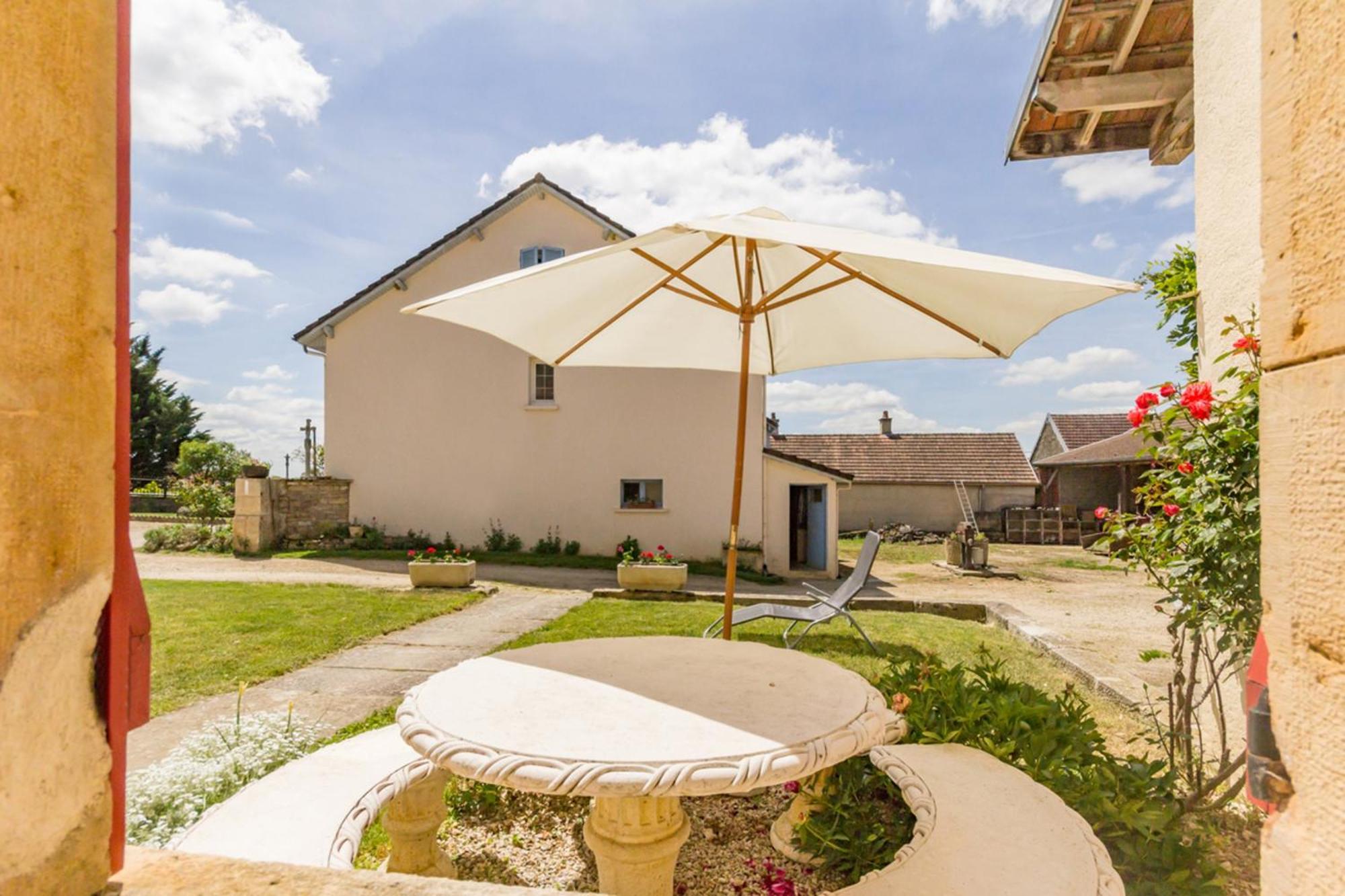 Maison Chaleureuse A Eringes Avec Jardin Et Parking Inclus Bagian luar foto